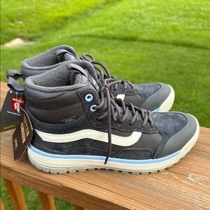 Vans UltraRange EXO Hi-MTE 1 Pop Asphalt / Blue Size 8.5